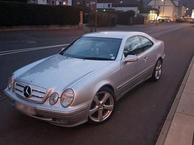 Gebraucht Mercedes CLK430 279 PS (205 kW) 2000 Silber Coupé