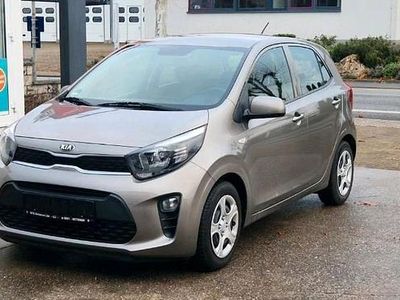 Second-hand Kia Picanto Edition 7 67 CP (49 kW) 2017 Gri Hatchback