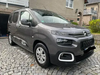Gebraucht Citroën Berlingo Live 102 PS (75 kW) 2019 Grau Van / Kleinbus