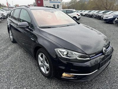 Gebraucht VW Golf VII Comfortline 131 PS (96 kW) 2020 Schwarz Kombi