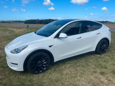 Gebraucht Tesla Model Y Performance 392 kW (534 PS) 2022 Weiß SUV