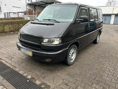 Gebraucht VW T4 190 PS (139 kW) 2000 Schwarz Van