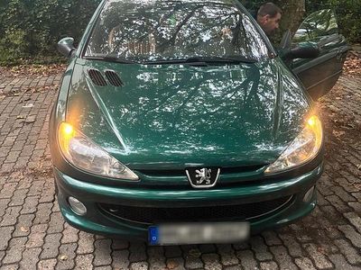 Gebraucht 2003 Peugeot 206 Cabrio | 900 €