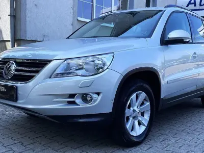 Gebraucht VW Tiguan Track & Field 140 PS (102 kW) 2008 Gold SUV