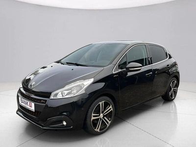 Schwarz Gebraucht 2017 Peugeot 208 GT-line Kleinwagen | 9.900 € (Etwas zu teuer)