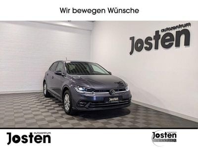 Grau Gebraucht 2024 VW Polo Style Limousine | 22.990 € (Guter Preis)