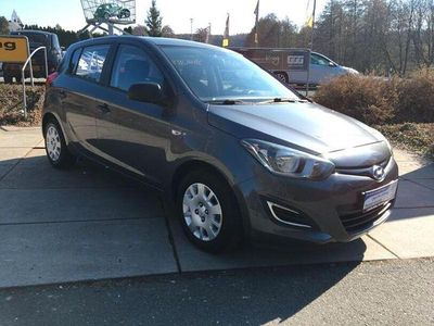 Gebraucht Hyundai i20 Edition 86 PS (63 kW) 2014 Grau Kleinwagen