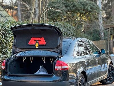 Schwarz Gebraucht 2000 Audi A6 Kleinwagen | 2.000 €