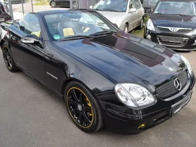 Gebraucht Mercedes SLK230 197 PS (144 kW) 2000 Schwarz Cabrio