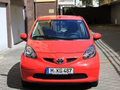 Usata Toyota Aygo Cool 68 CV (50 kW) 2008 Rosso Utilitaria