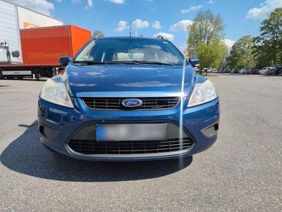 Usata Ford Focus Titanium 109 CV (80 kW) 2009 Blu Station wagon