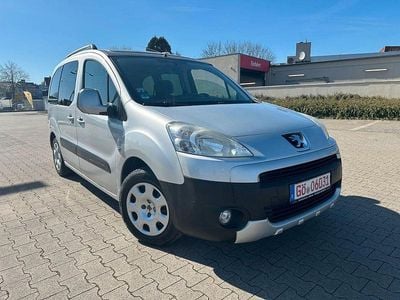 Occasion Peugeot Partner Tepee Family 111 PK (81 kW) 2011 Zilver MPV
