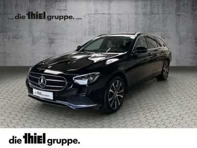 Gebraucht Mercedes E300 Avantgarde 306 PS (225 kW) 2022 Schwarz Kombi