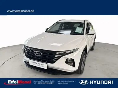 Gebraucht Hyundai Tucson Select 150 PS (110 kW) 2021 Weiß SUV
