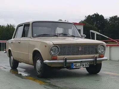 Second-hand Lada 2101 60 CP (44 kW) 1978 Bej Berlinǎ