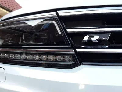 Gebraucht VW Tiguan Highline 240 PS (176 kW) 2016 Weiß SUV