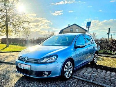Gebraucht VW Golf VI Team 122 PS (89 kW) 2010 Blau Kleinwagen