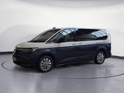 Gebraucht VW Multivan Life 150 PS (110 kW) 2025 Weiß Van