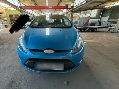 Gebraucht Ford Fiesta 60 PS (44 kW) 2009 Blau Kleinwagen