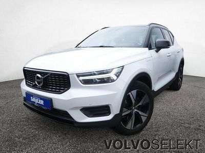 Gebraucht Volvo XC40 192 PS (141 kW) 2021 Weiss / crystal weiss (metallic) SUV
