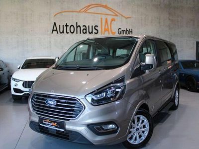 Pyritsilber metallic Gebraucht 2018 Ford Tourneo Custom Titanium X Van | 34.900 €