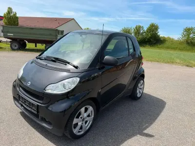 Używany Smart ForTwo Coupé 71 KM (52 kW) 2008 Tridionsicherheitszelle schwa Coupe
