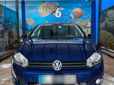 Gebraucht VW Golf VII 105 PS (77 kW) 2012 Blau Limousine
