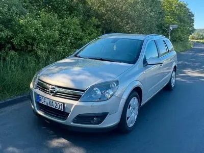 Gebraucht Opel Astra 125 PS (91 kW) 2006 Silber Kombi