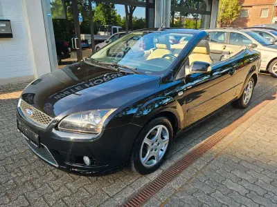 Gebraucht Ford Focus Cabriolet Titanium 145 PS (106 kW) 2008 Schwarz Cabrio