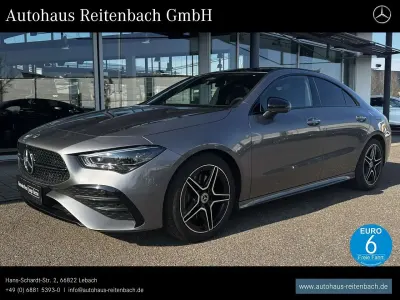Gebraucht Mercedes CLA200 AMG 163 PS (119 kW) 2024 Lack mountaingrau Coupé