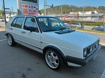 Second-hand VW Golf II Edition 75 CP (55 kW) 1985 Alb Hatchback