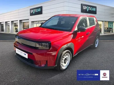 Neu Fiat Grande Panda Red 83 kW (113 PS) 2026 Rot Kleinwagen