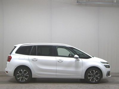 Weiss Gebraucht 2020 Citroën C4 SpaceTourer Shine Van / Kleinbus | 8.990 € (Superpreis)