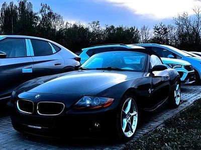 Second-hand BMW Z4 192 CP (141 kW) 2004 Negru Cabrio