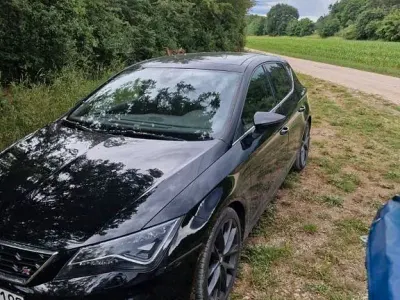 Gebraucht Seat Leon FR 258 PS (189 kW) 2019 Schwarz Limousine