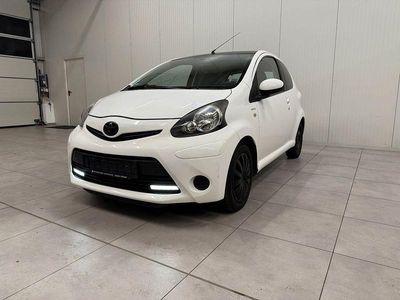 Gebraucht Toyota Aygo Cool 68 PS (50 kW) 2013 Weiß Kleinwagen