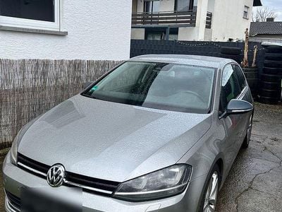 Gebraucht VW Golf VII Highline 125 PS (91 kW) 2013 Silber Limousine