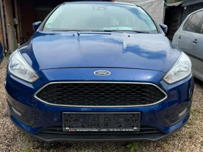 Gebraucht Ford Focus Trend 105 PS (77 kW) 2016 Blau Kombi