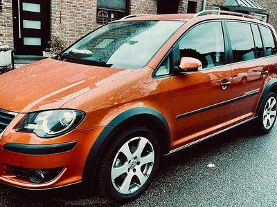 VW Touran Cross