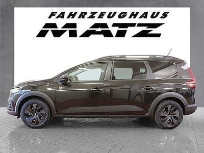 Neu Dacia Jogger Expression 110 PS (80 kW) 2025 Schwarz Van / Kleinbus