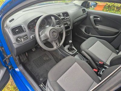 Blau Gebraucht 2011 VW Polo Limousine | 3.450 € (Etwas zu teuer)