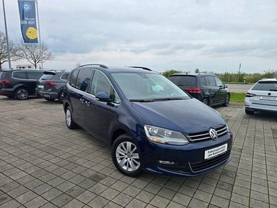 Gebraucht VW Sharan Comfortline 150 PS (110 kW) 2022 Blau Van / Kleinbus