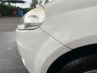 Gebraucht Fiat Grande Punto 77 PS (56 kW) 2009 Weiß Kleinwagen