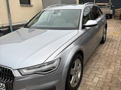 Silber Gebraucht 2017 Audi A6 Allroad Kombi | 17.000 € (Fairer Preis)