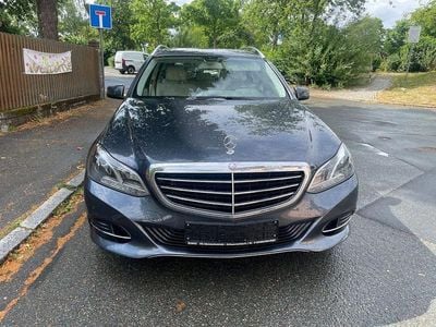 Mercedes E200