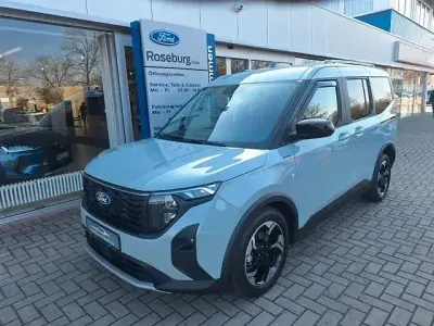 Używany Ford Tourneo Courier Active 125 KM (91 kW) 2024 Szary Minivan