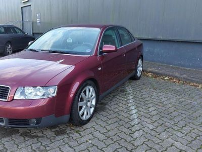 Rot Gebraucht 2003 Audi A4 Performance Limousine | 4.000 € (Etwas zu teuer)