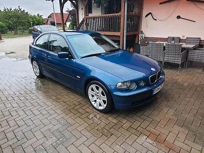 Gebraucht BMW 316 116 PS (85 kW) 2002 Blau Coupé