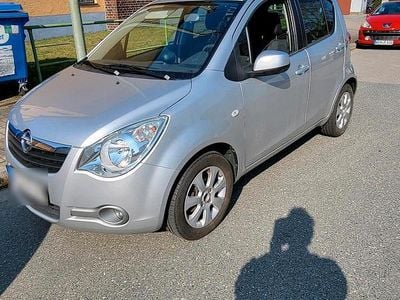 Gebraucht Opel Agila 67 PS (49 kW) 2008 Silber Kleinwagen