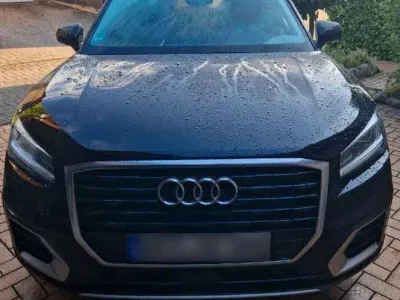 Gebraucht Audi Q2 116 PS (85 kW) 2019 Schwarz SUV